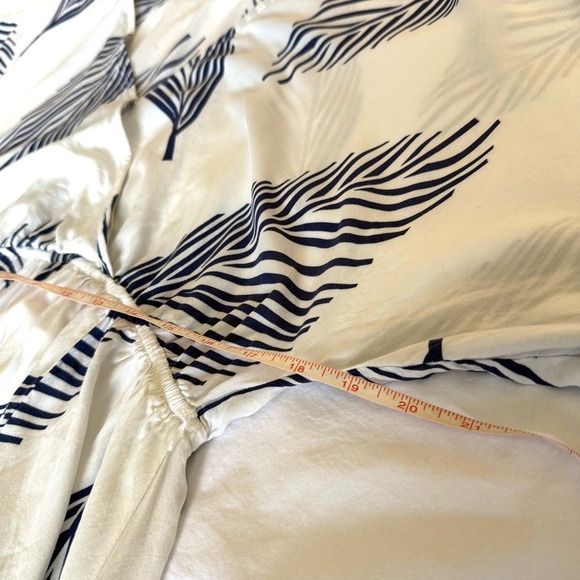 Baltic Born Corinth Maxi Dress Navy White Leaf Print Size L Tropical Boho Event - Picture 9 of 14
